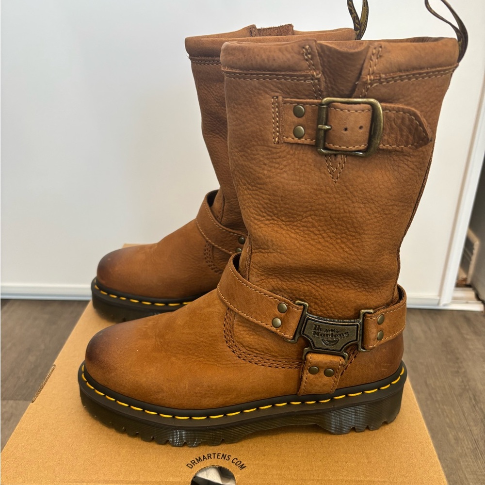 Dr. Martens Anistone Hi Leather Biker Boots Size 6